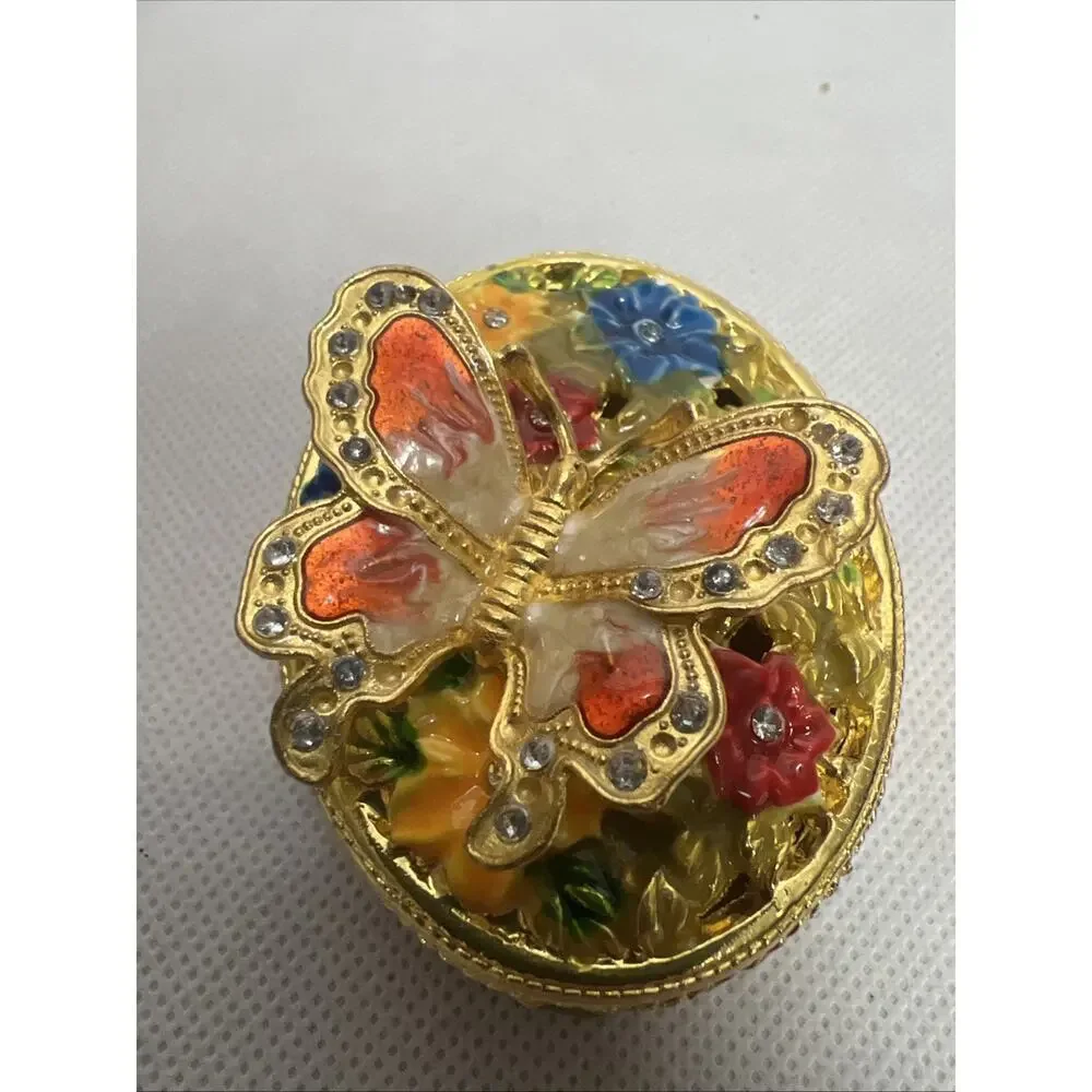 Beautiful Ornate Colorful Flower And Butterfly Trinket Box .6.3/ 4.7/ 3.5 cm